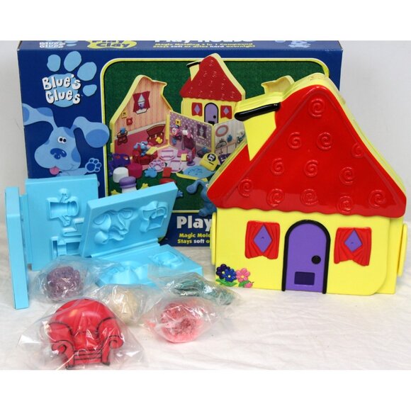 1999 Nick Jr Blues Clues Playhouse Play Clay Big Red Chair Paw Print Mold Model - Picture 1 of 12